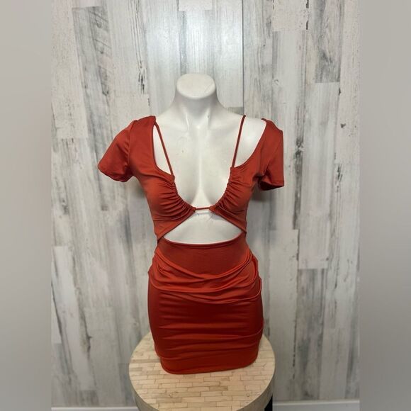 Dress  - Picture 1 of 5